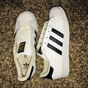 Adidas Superstar